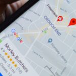 Google Maps derrubou 10 mil perfis falsos e processa rede de golpes