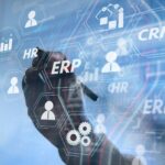 A integração com ERP, CRM e IA transformando operações